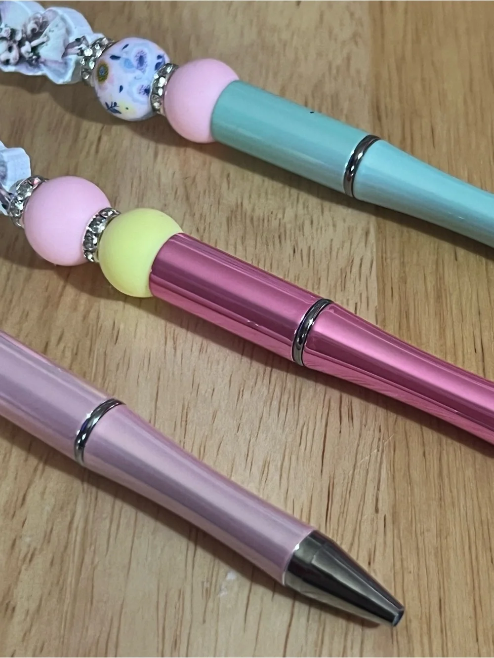 Set of 3 Decorative Fairy Top Ballpoint Pens - Pink, Hot Pink, Mint M57